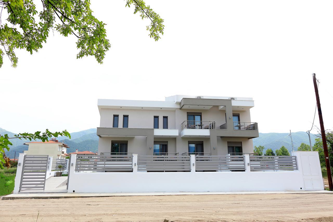 Kallini Apartments 斯塔夫罗斯 外观 照片