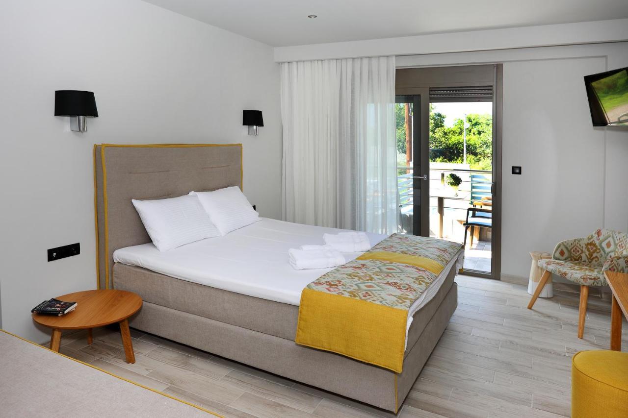 Kallini Apartments 斯塔夫罗斯 外观 照片